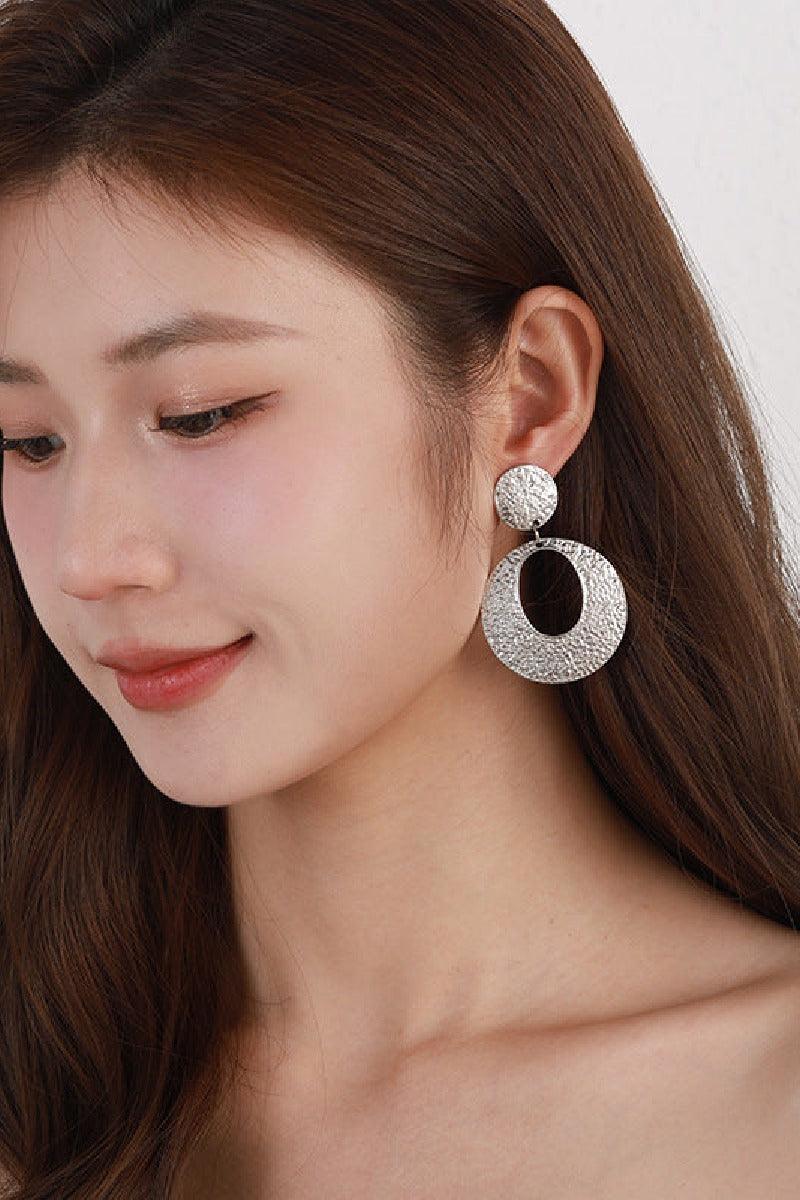 Ring percussion face clip earrings Fashion everything trend earrings 757829913295 - COCOMELODY