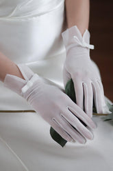 Fingertips Wrist Length Tulle Wedding Gloves CD0101 - COCOMELODY