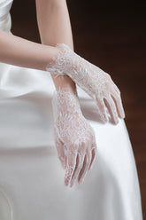 Fingertips Wrist Length Lace Wedding Gloves CD0103 - COCOMELODY