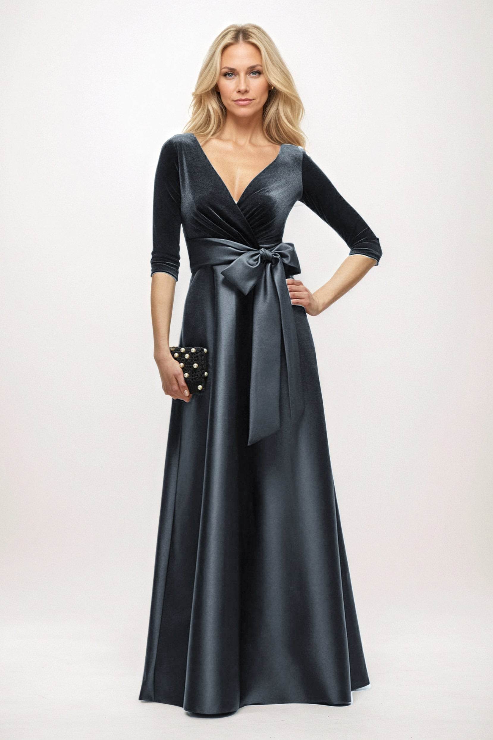 A-Line Maxi Velvet Satin Mother of the Bride Dresses CM0409 - COCOMELODY