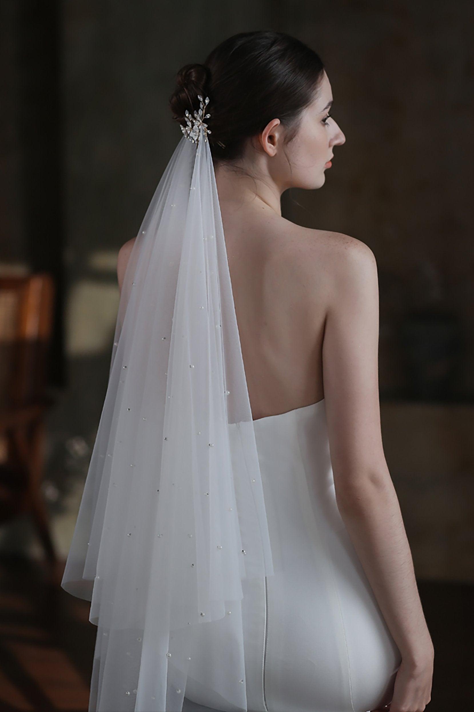 Two-tier Cut Edge Tulle Hip Veils with Appliques Beading CV0305 - COCOMELODY