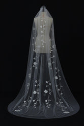 One-tier Cut Edge Tulle Chapel Veils with Appliques CV0353 - COCOMELODY
