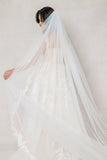 One-tier Lace Edge Tulle Chapel Veils with Appliques CV0402