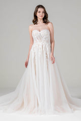 A-Line Court Train Tulle Lace Wedding Dress CW2584 - COCOMELODY