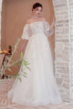 A-Line Sweep-Brush Train Lace Tulle Wedding Dress CW3065 - COCOMELODY