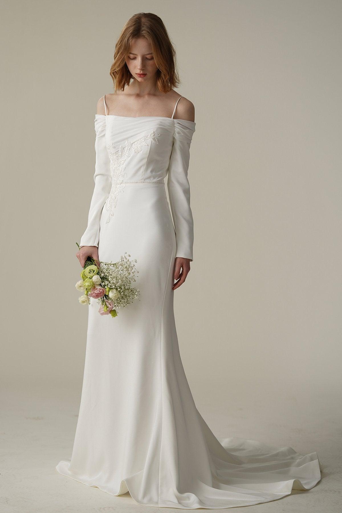 Trumpet-Mermaid Court Train Satin Wedding Dress CW3088 - COCOMELODY