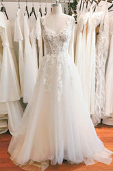 A-Line Sweep-Brush Train Lace Tulle Wedding Dress CW3101 - COCOMELODY