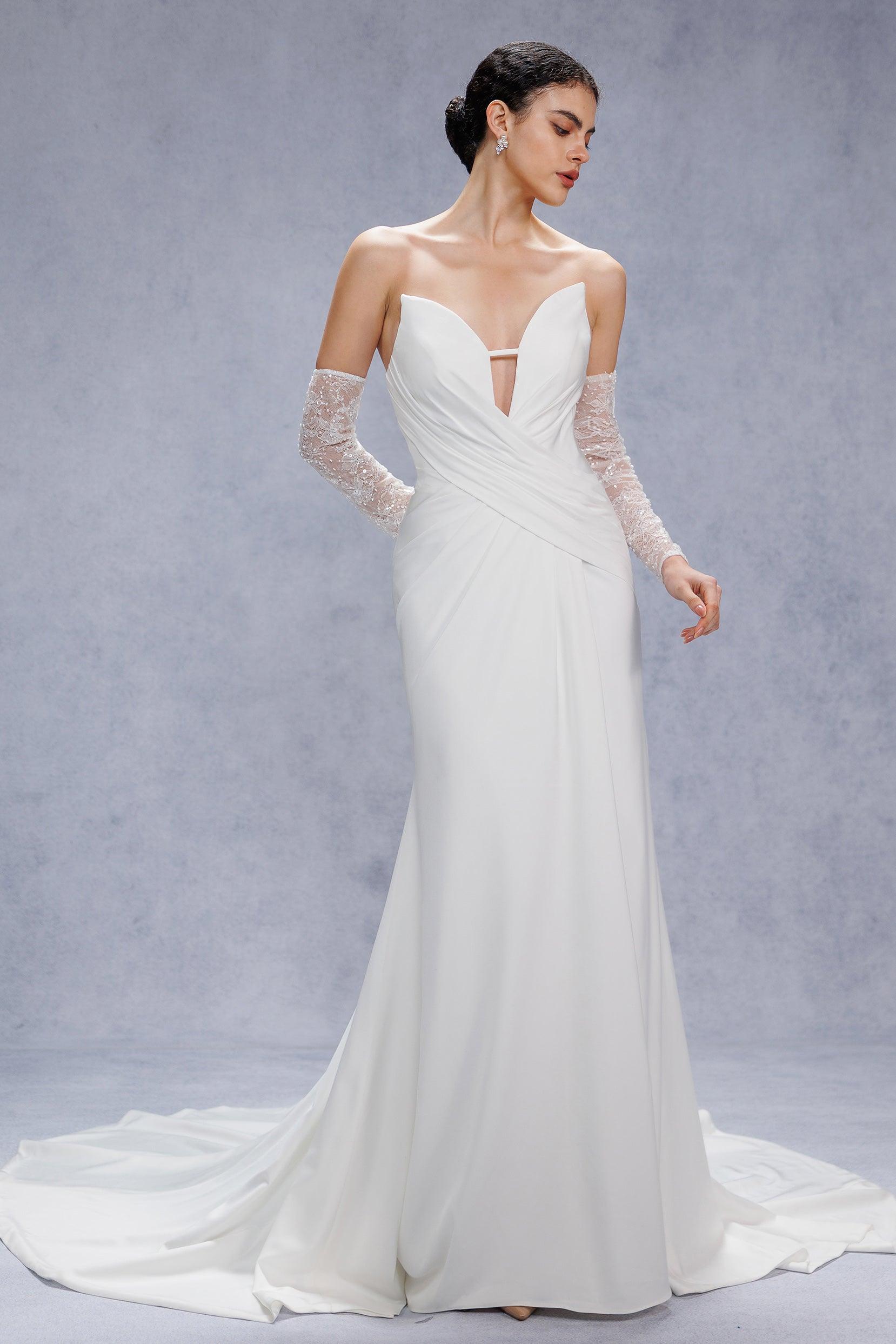 Trumpet-Mermaid Court Train Satin Wedding Dress CW3328 - COCOMELODY