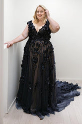 A-Line Sweep-Brush Train Lace Tulle Wedding Dress CW3490 - COCOMELODY