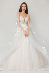 A-Line Sweep-Brush Train Tulle Wedding Dress CW3629 - COCOMELODY