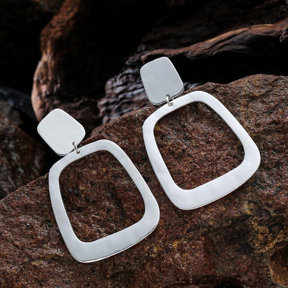 Simple and generous geometric square earring clip earrings 619606937728 - COCOMELODY