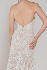 Trumpet-Mermaid Chapel Train Lace Wedding Dress CW2450 - COCOMELODY