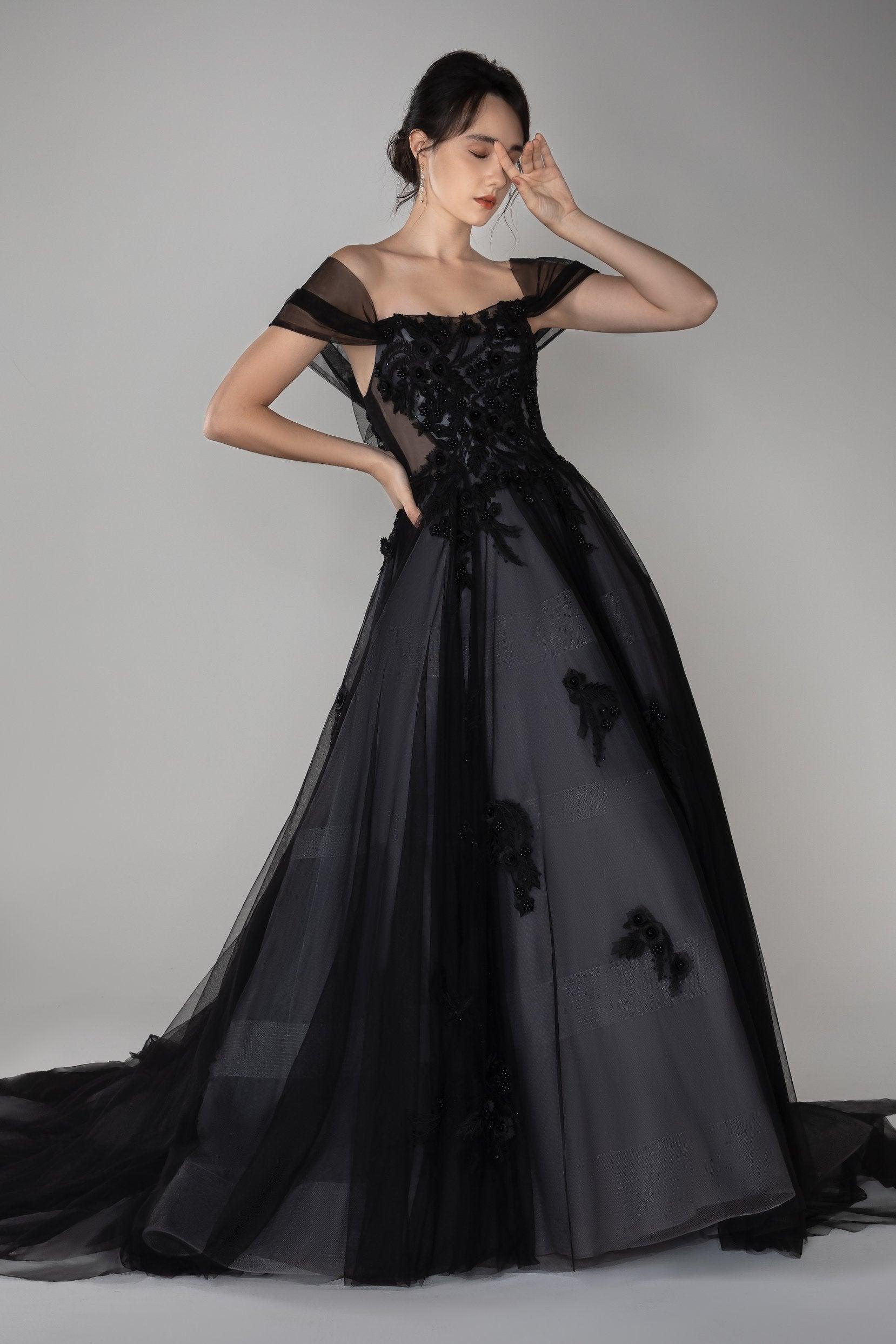 A-Line Court Train Tulle Wedding Dress CW2502 - COCOMELODY