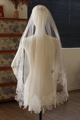 One-tier Cut Edge Tulle Waist Veils with Flower 890629373934 - COCOMELODY