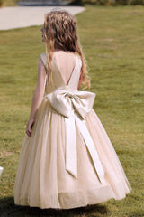 A-Line Scoop Neck Sleeveless Floor-Length Satin/Tulle Flower Girl Dresses With Bow(s) 744500696201 - COCOMELODY