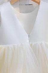 Ball Gown/Princess Scoop Neck Mini Tulle Flower Girl Dress 707524990790 - COCOMELODY