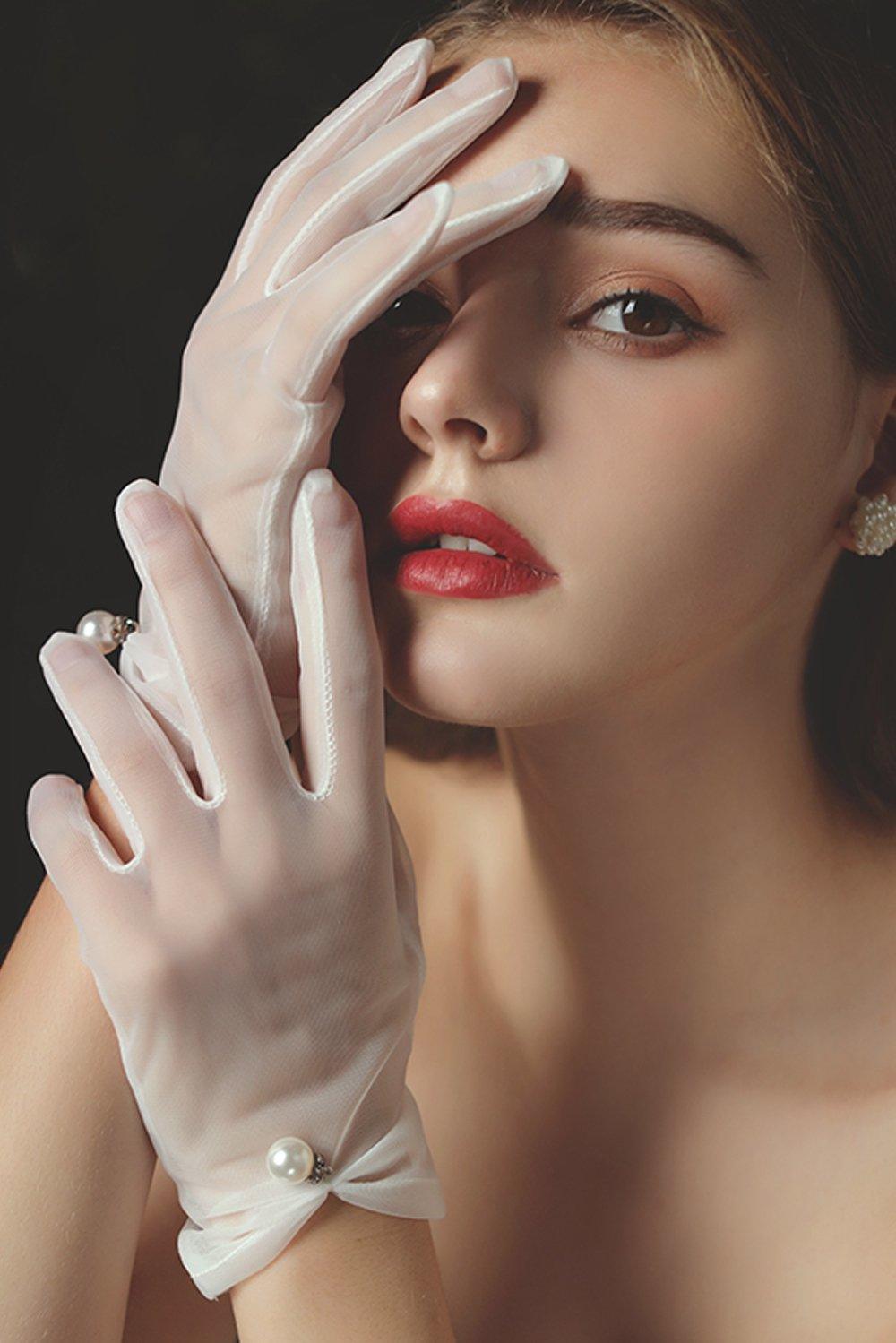 Fingertips Wrist Length Tulle Wedding Gloves CD0086 - COCOMELODY