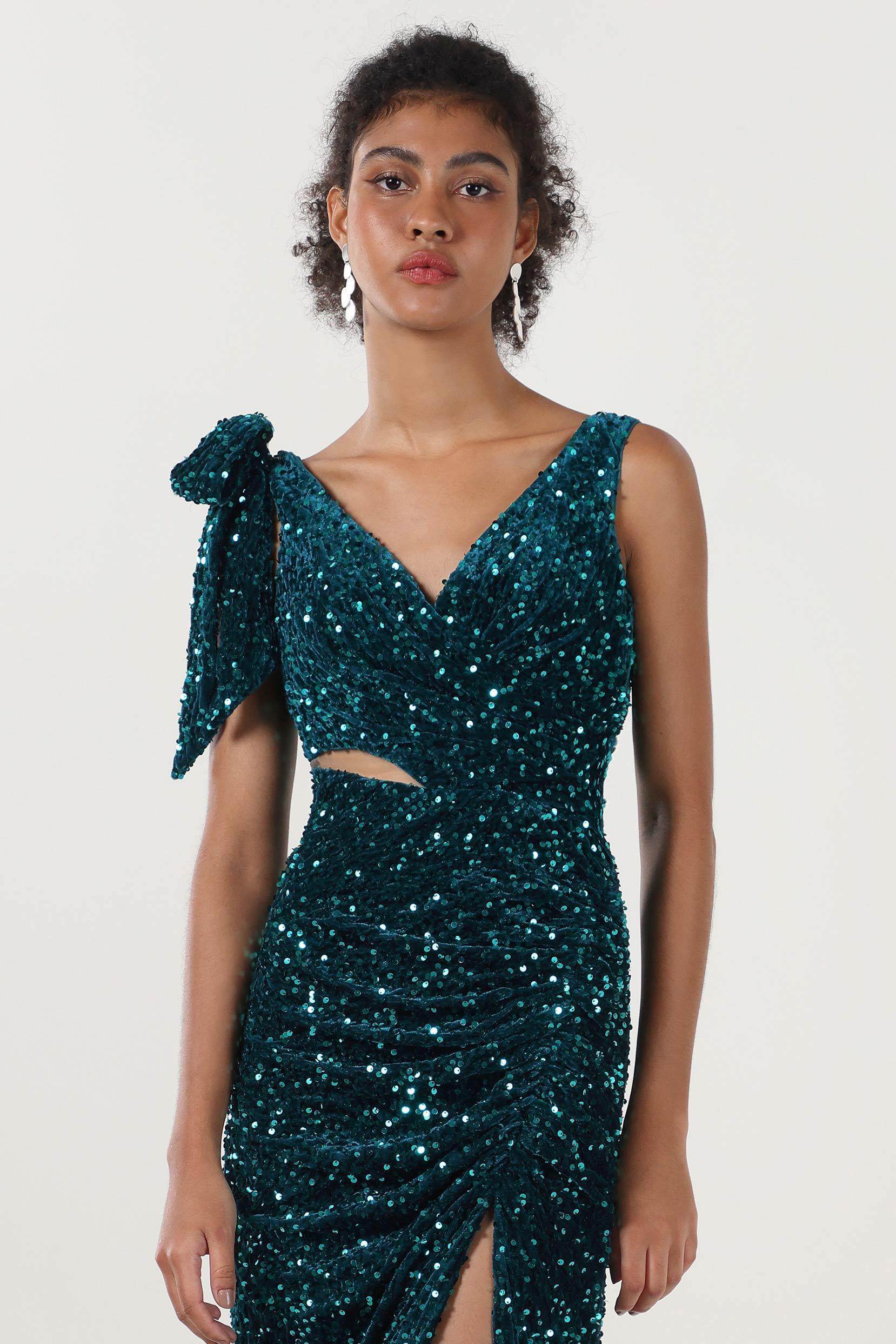 Sheath-Column Sweep-Brush Train Velvet Sequin Bridesmaid Dress CS0633BM - COCOMELODY