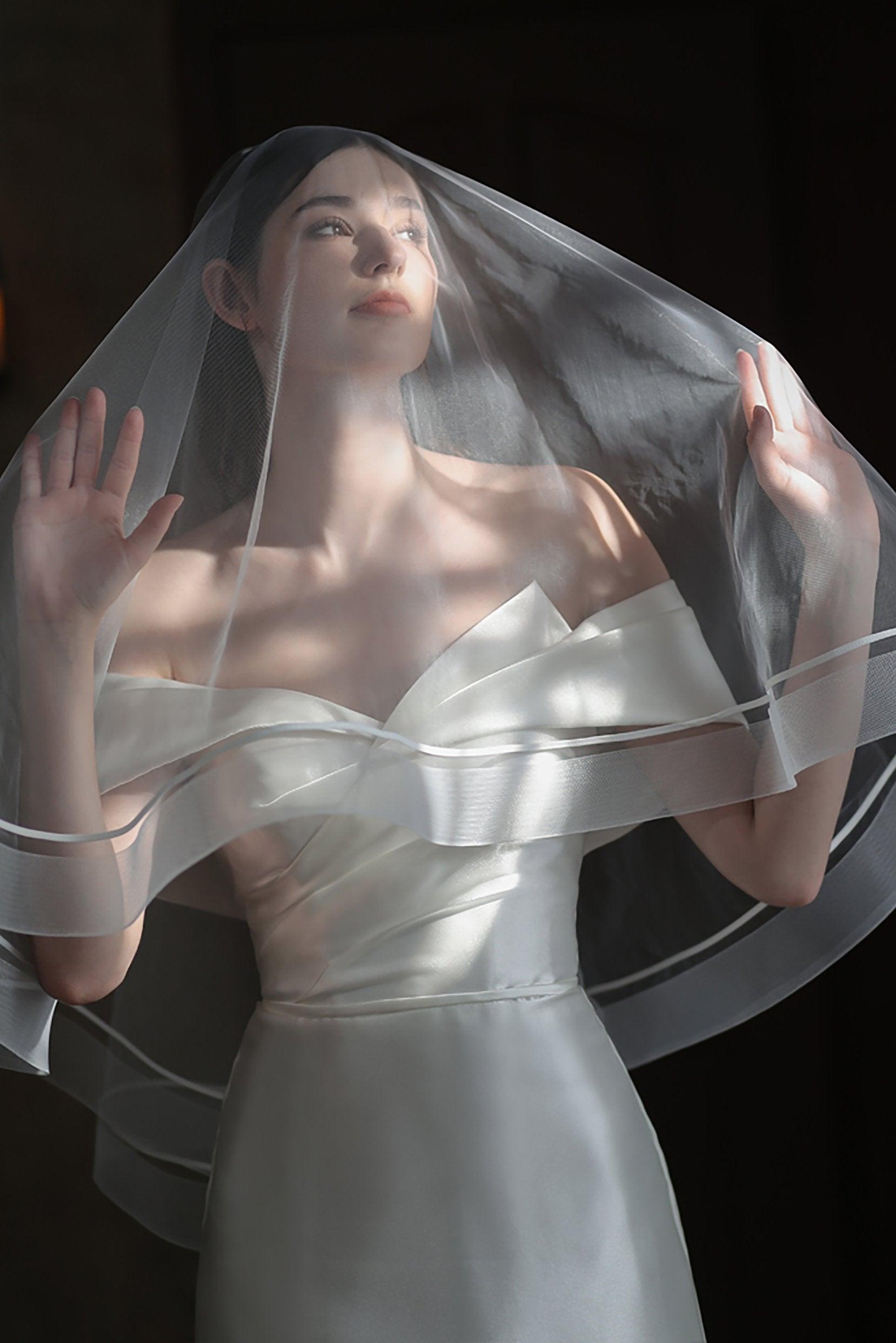Two-tier Ribbon Edge Tulle Hip Veils with Ribbons CV0311 - COCOMELODY