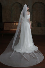 One-tier Cut Edge Tulle Chapel Veils with Pearls CV0318 - COCOMELODY