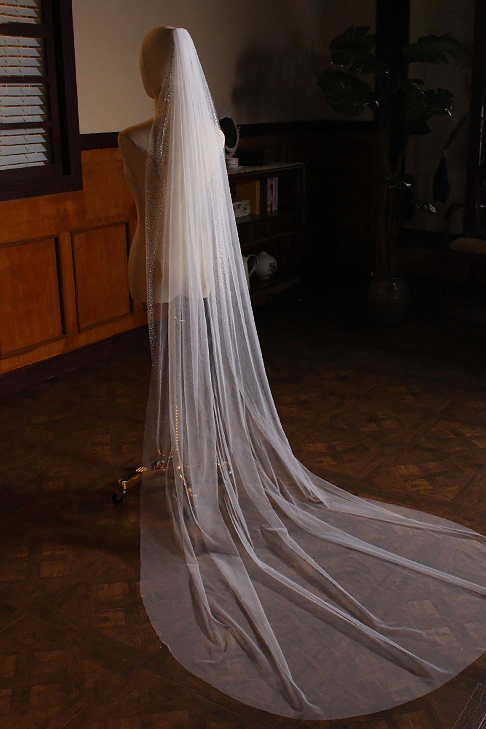 One-tier Cut Edge Tulle Chapel Veils with Sequin CV0321 - COCOMELODY