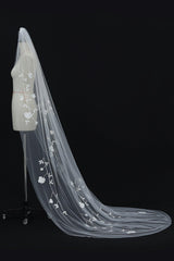 One-tier Cut Edge Tulle Chapel Veils with Appliques CV0353 - COCOMELODY