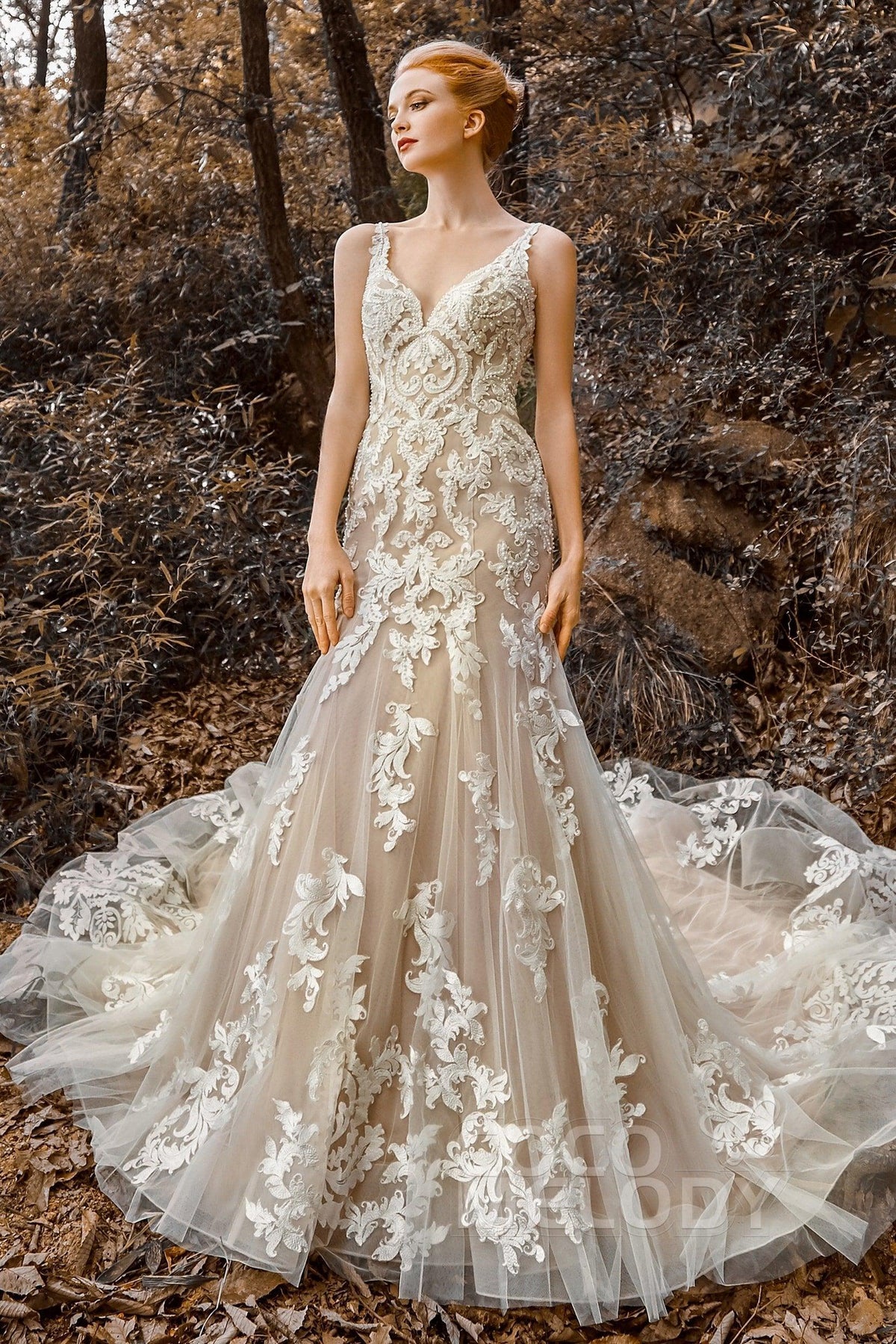 Trumpet-Mermaid Court Train Tulle Wedding Dress CW2123CR - COCOMELODY