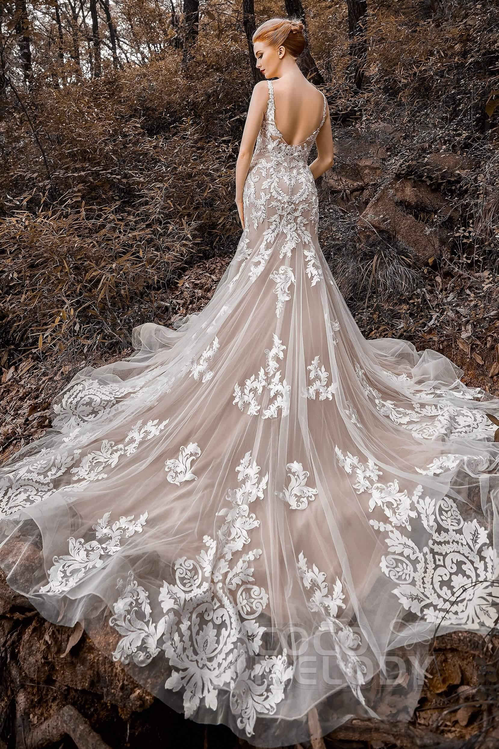 Trumpet-Mermaid Court Train Tulle Wedding Dress CW2123CR - COCOMELODY