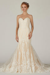 Trumpet-Mermaid Chapel Train Tulle Wedding Dress CW2298CR - COCOMELODY