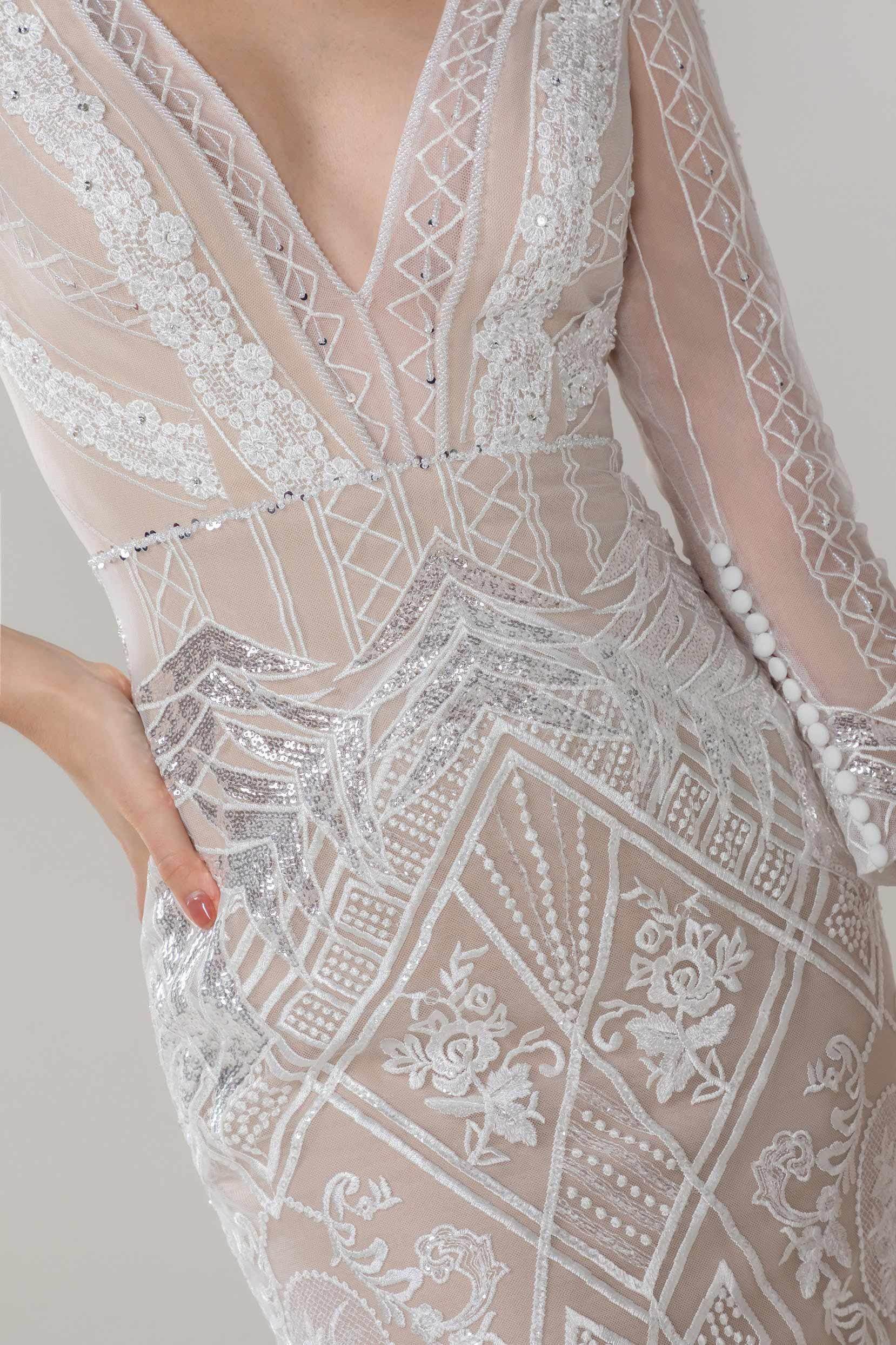 Trumpet-Mermaid Court Train Lace Wedding Dress CW2532CR - COCOMELODY