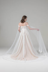 A-Line Court Train Tulle Lace Wedding Dress CW2584 - COCOMELODY