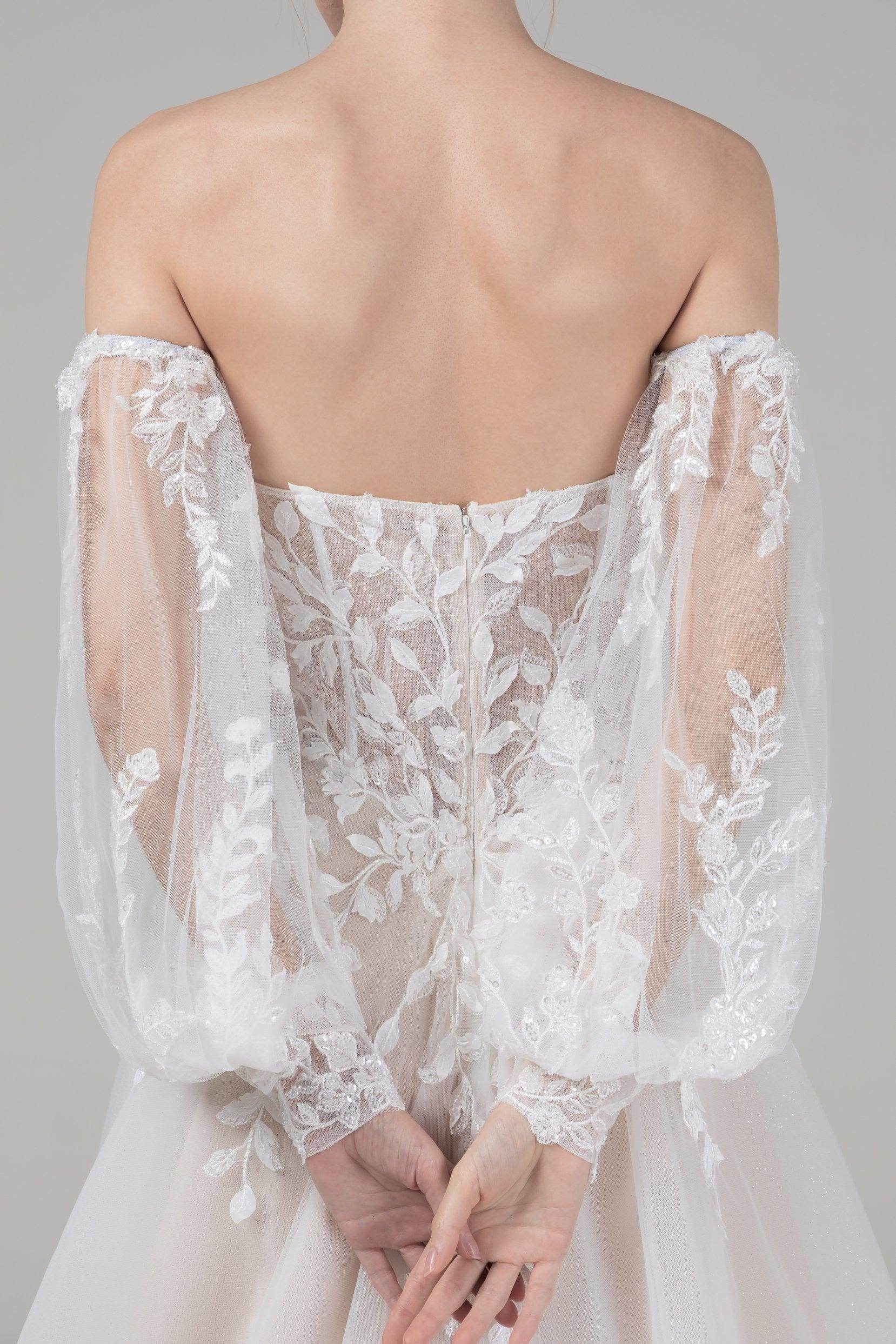 A-Line Court Train Tulle Wedding Dress CW2586 - COCOMELODY