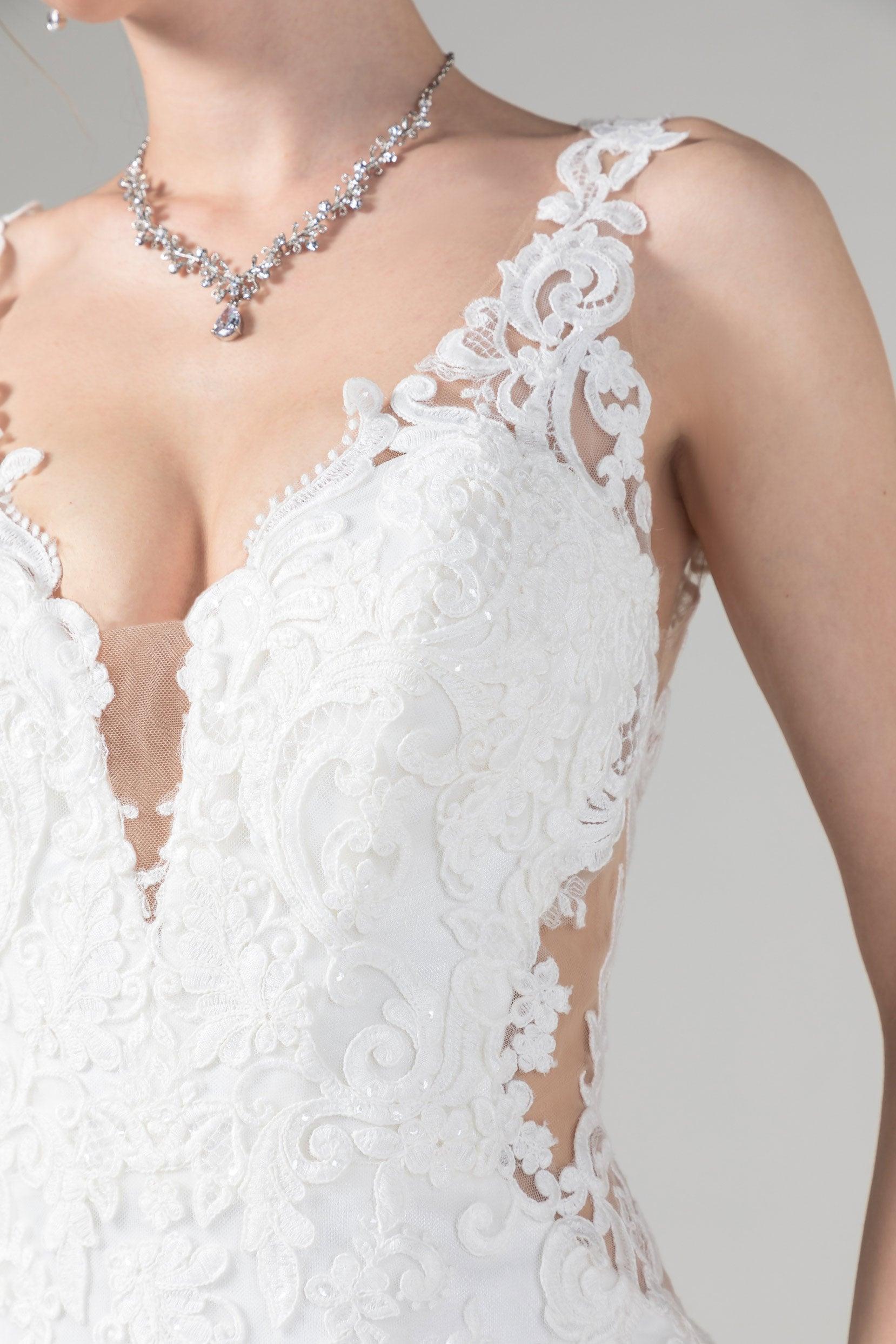 Trumpet-Mermaid Court Train Tulle Lace Wedding Dress CW2589 - COCOMELODY