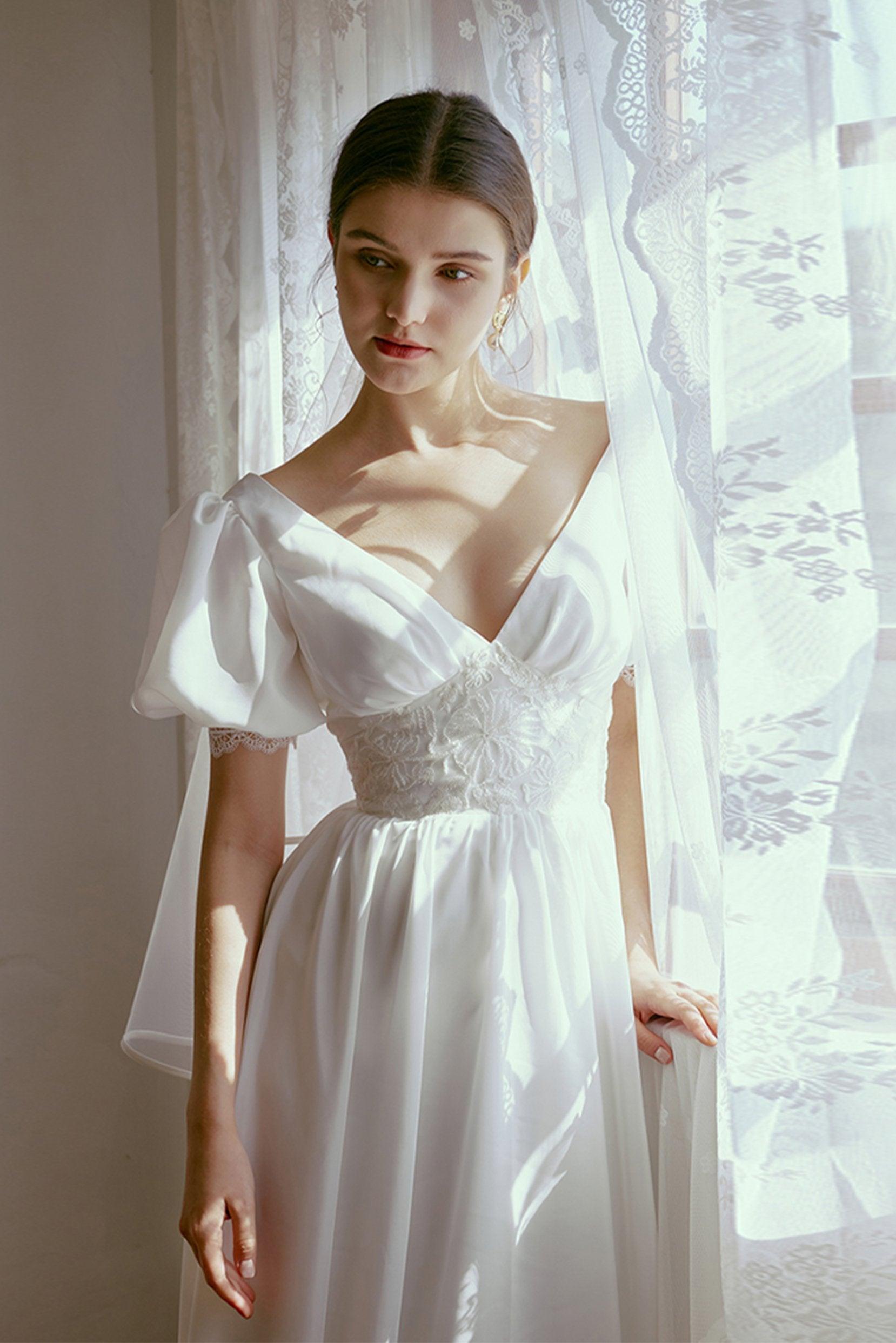 Sheath Floor Length Elastic Cloth Wedding Dress CW2676 - COCOMELODY