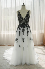 A-Line Chapel Train Lace Tulle Wedding Dress CW2806
