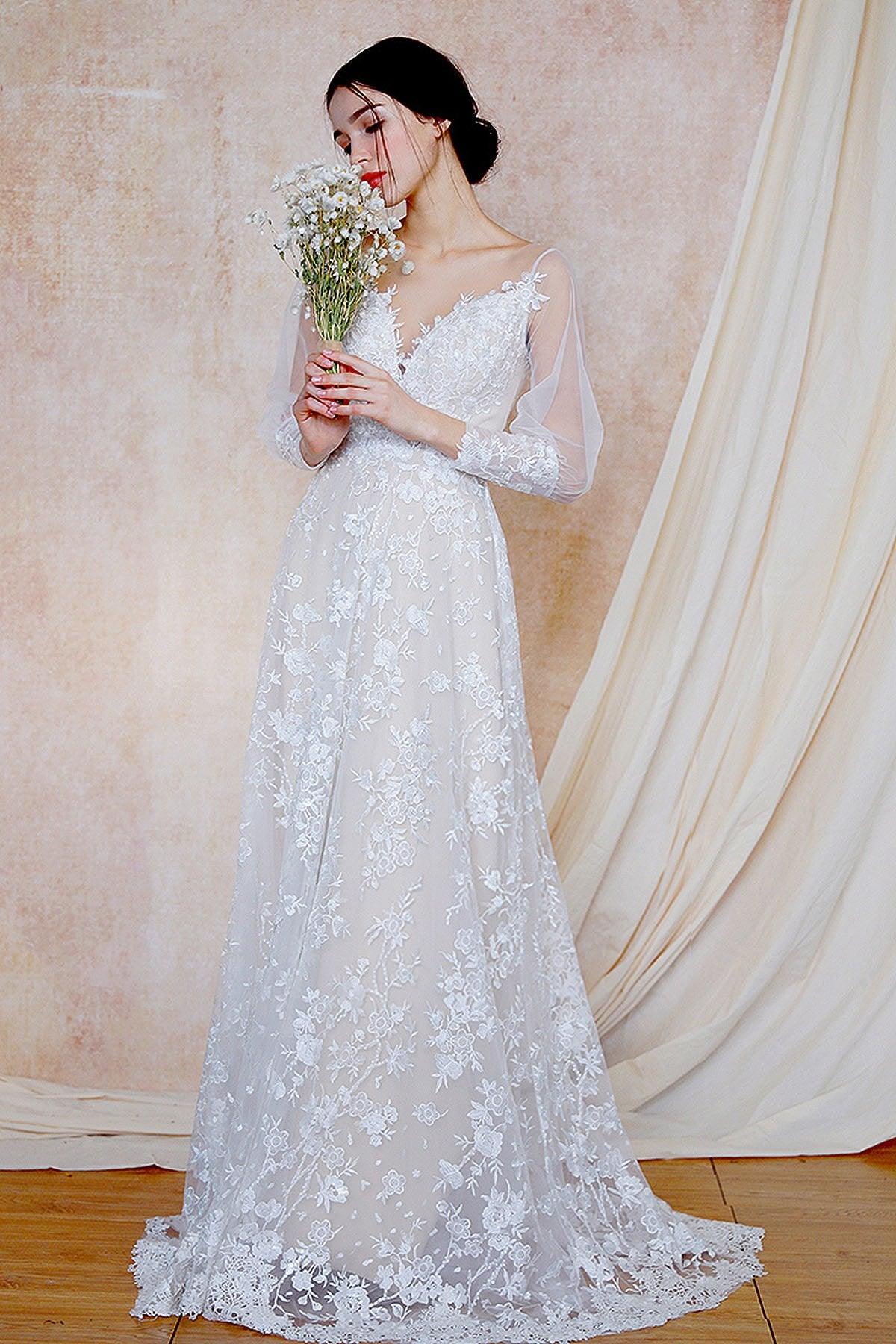 A-Line Sweep-Brush Train Lace Wedding Dress CW3032 - COCOMELODY
