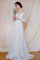 A-Line Sweep-Brush Train Lace Wedding Dress CW3032 - COCOMELODY