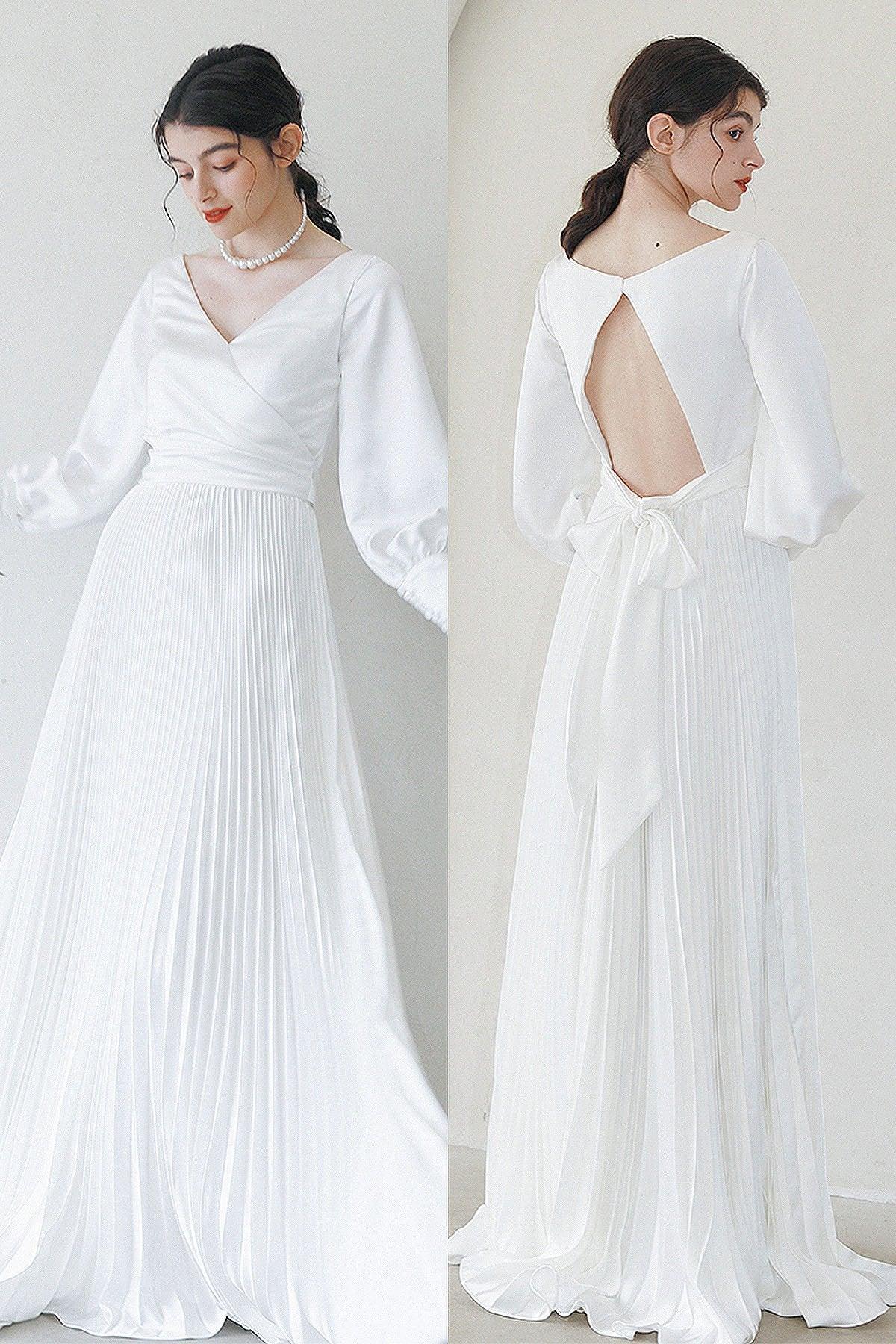 A-Line Sweep-Brush Train Crushed Material Wedding Dress CW3051 - COCOMELODY