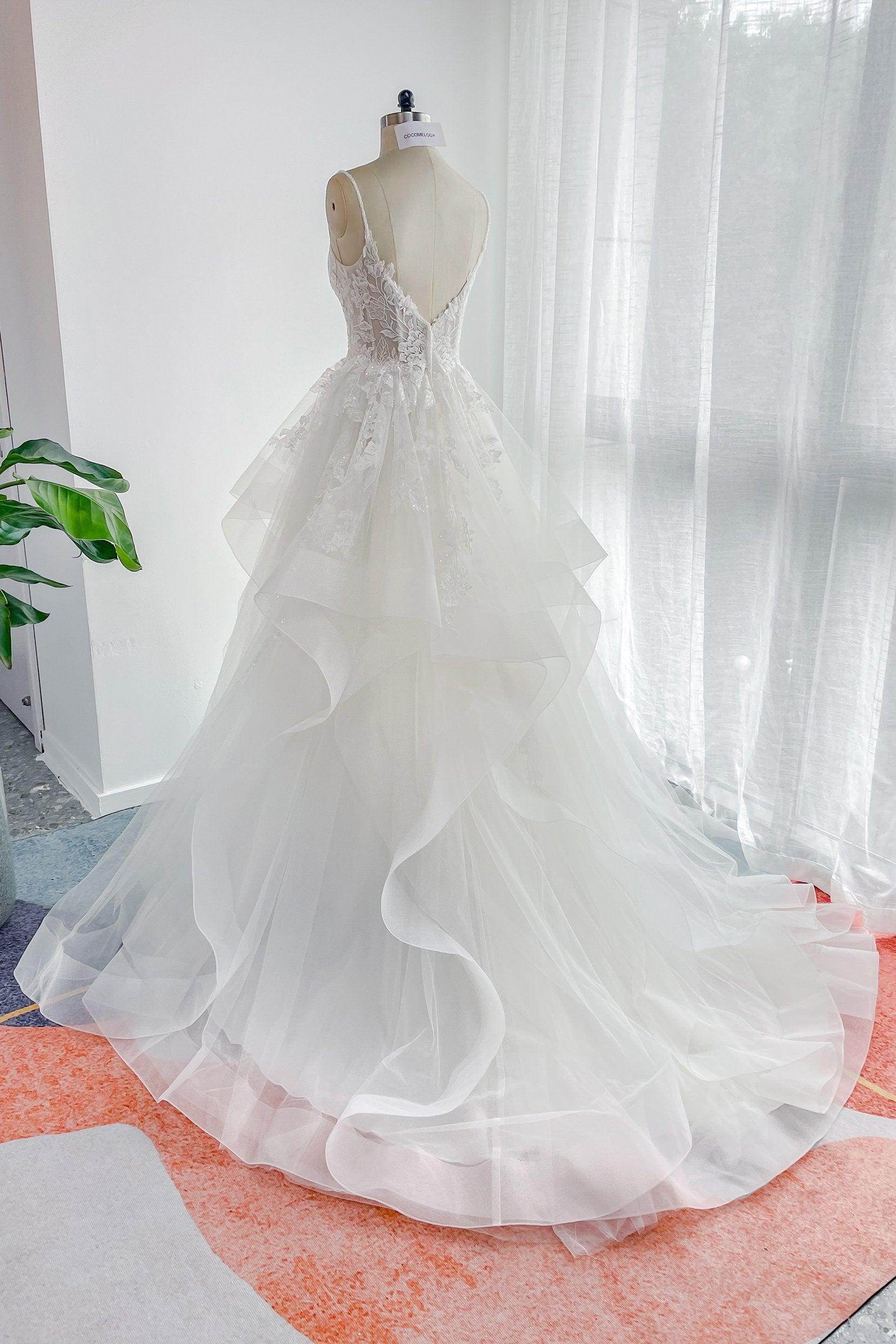 A-Line Court Train Lace Tulle Wedding Dress CW3154 - COCOMELODY