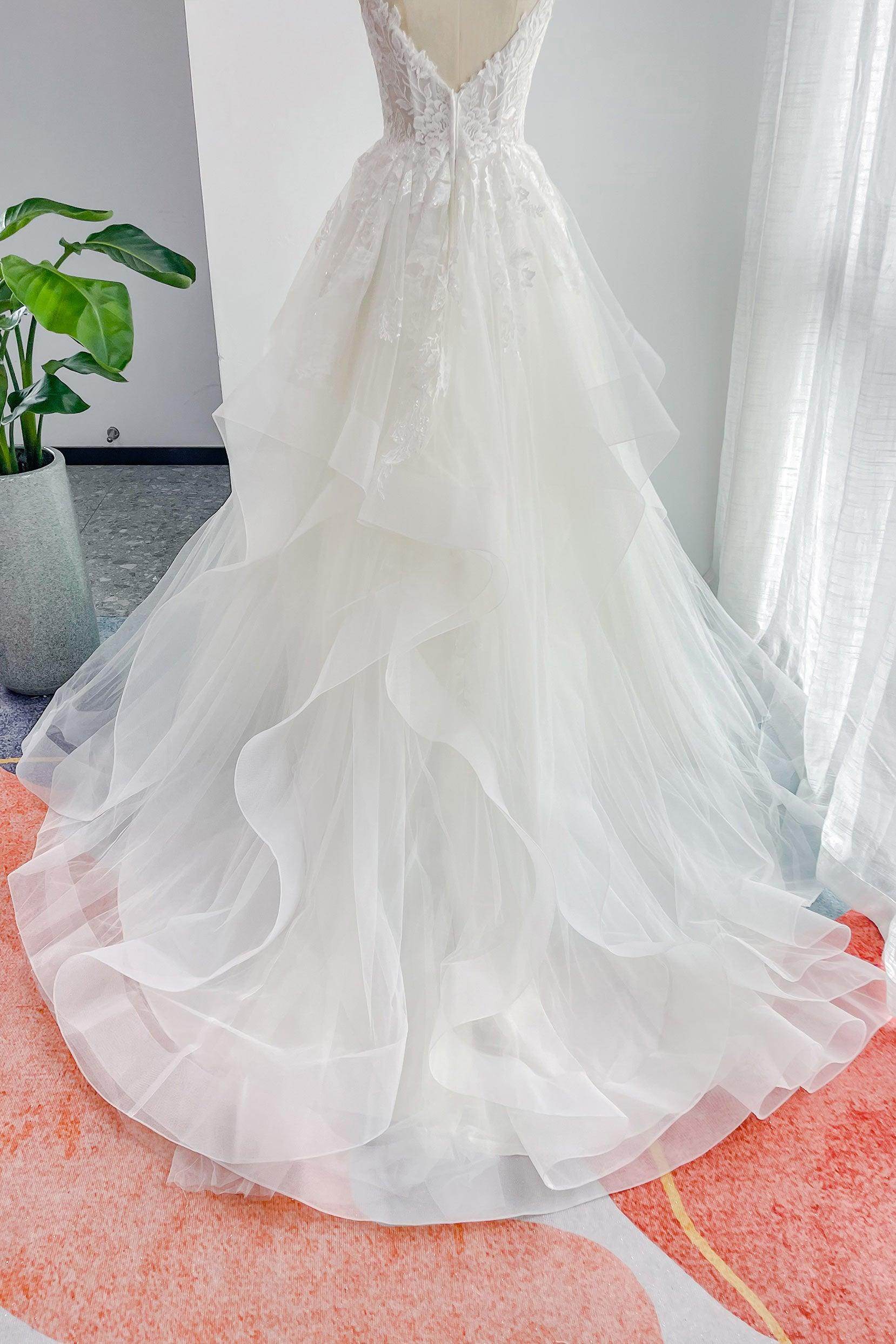 A-Line Court Train Lace Tulle Wedding Dress CW3154 - COCOMELODY