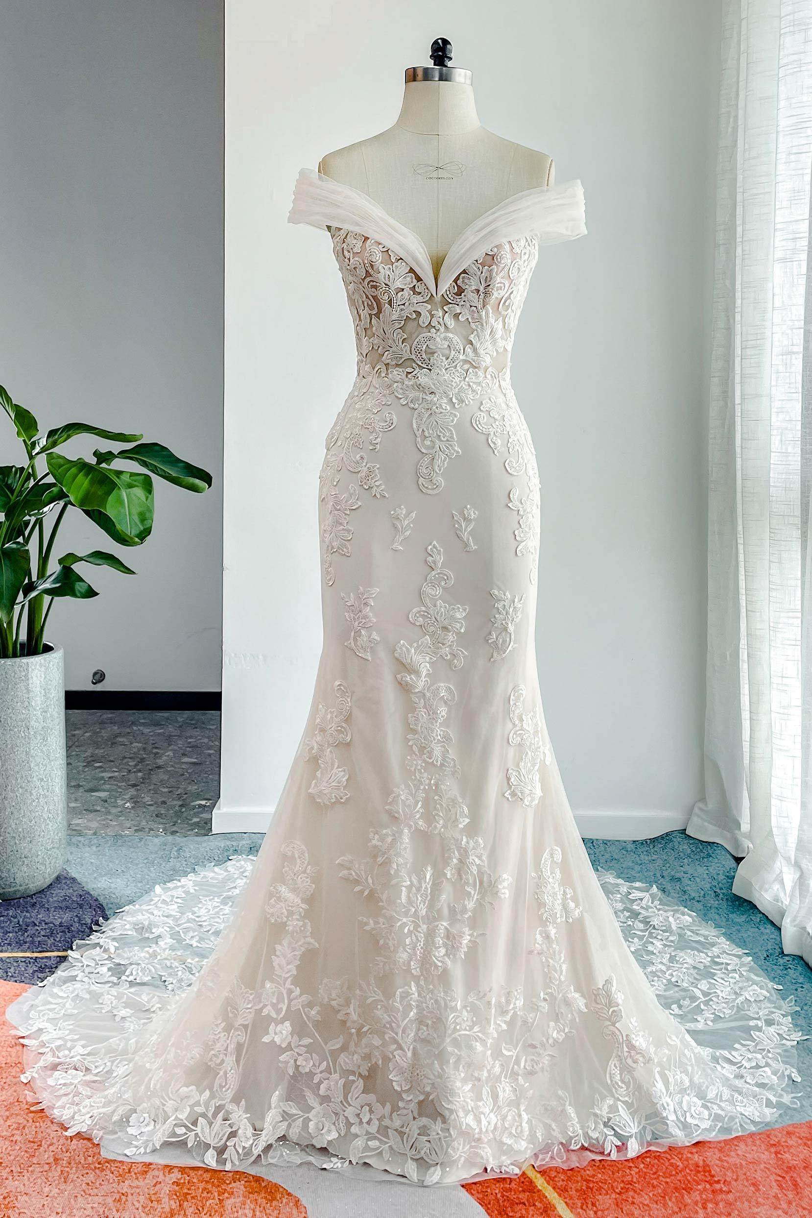 Trumpet-Mermaid Chapel Train Lace Tulle Wedding Dress CW3204CR - COCOMELODY