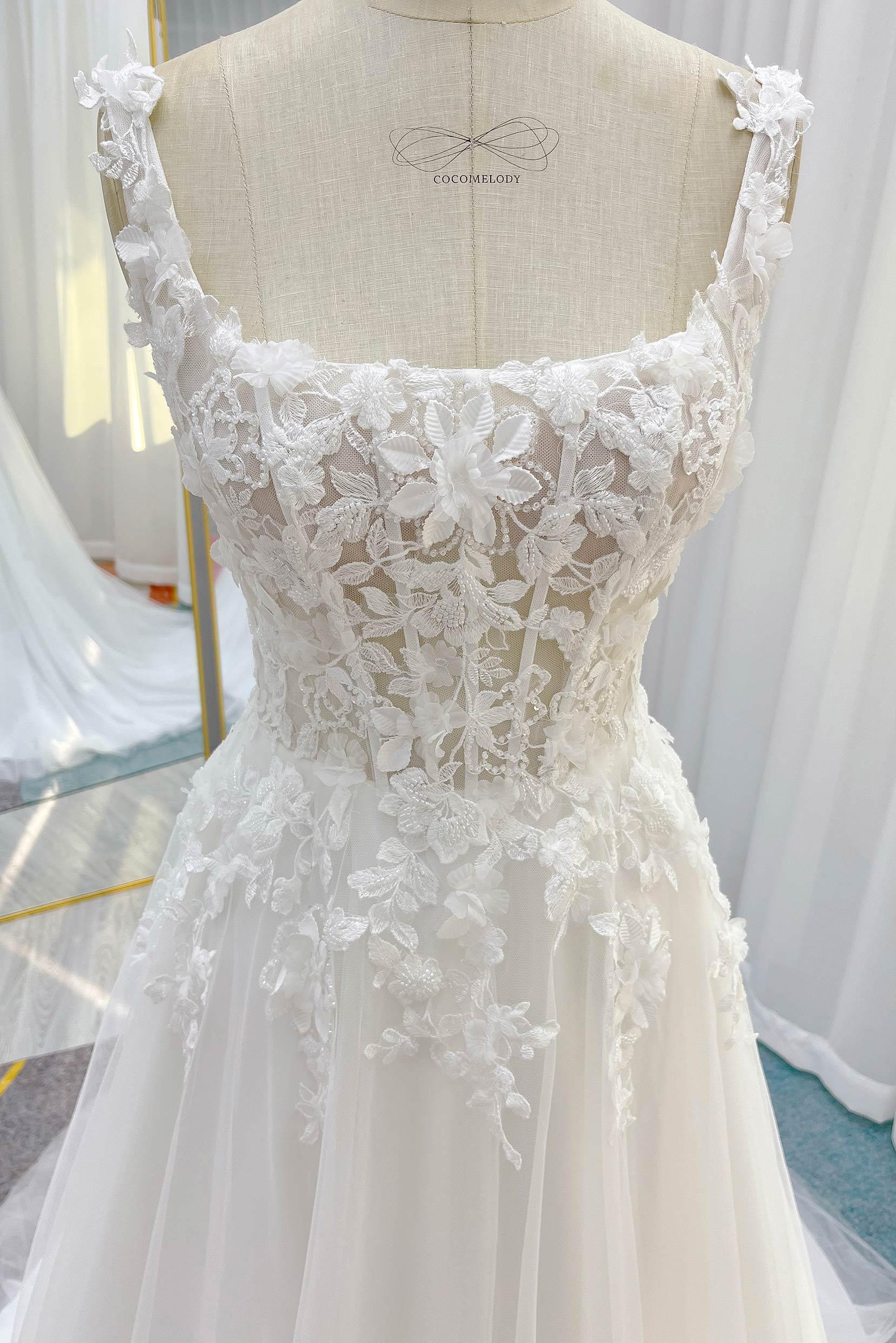 A-Line Court Train Lace Tulle Wedding Dress CW3227 - COCOMELODY