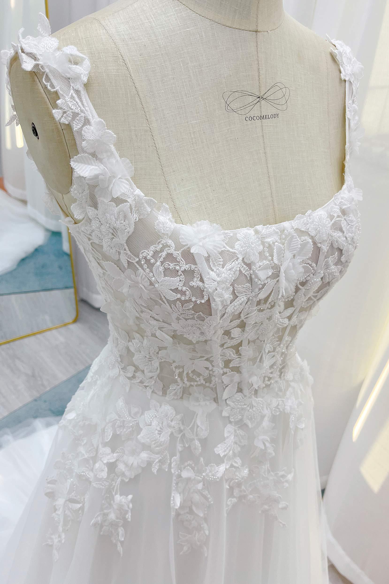 A-Line Court Train Lace Tulle Wedding Dress CW3227 - COCOMELODY