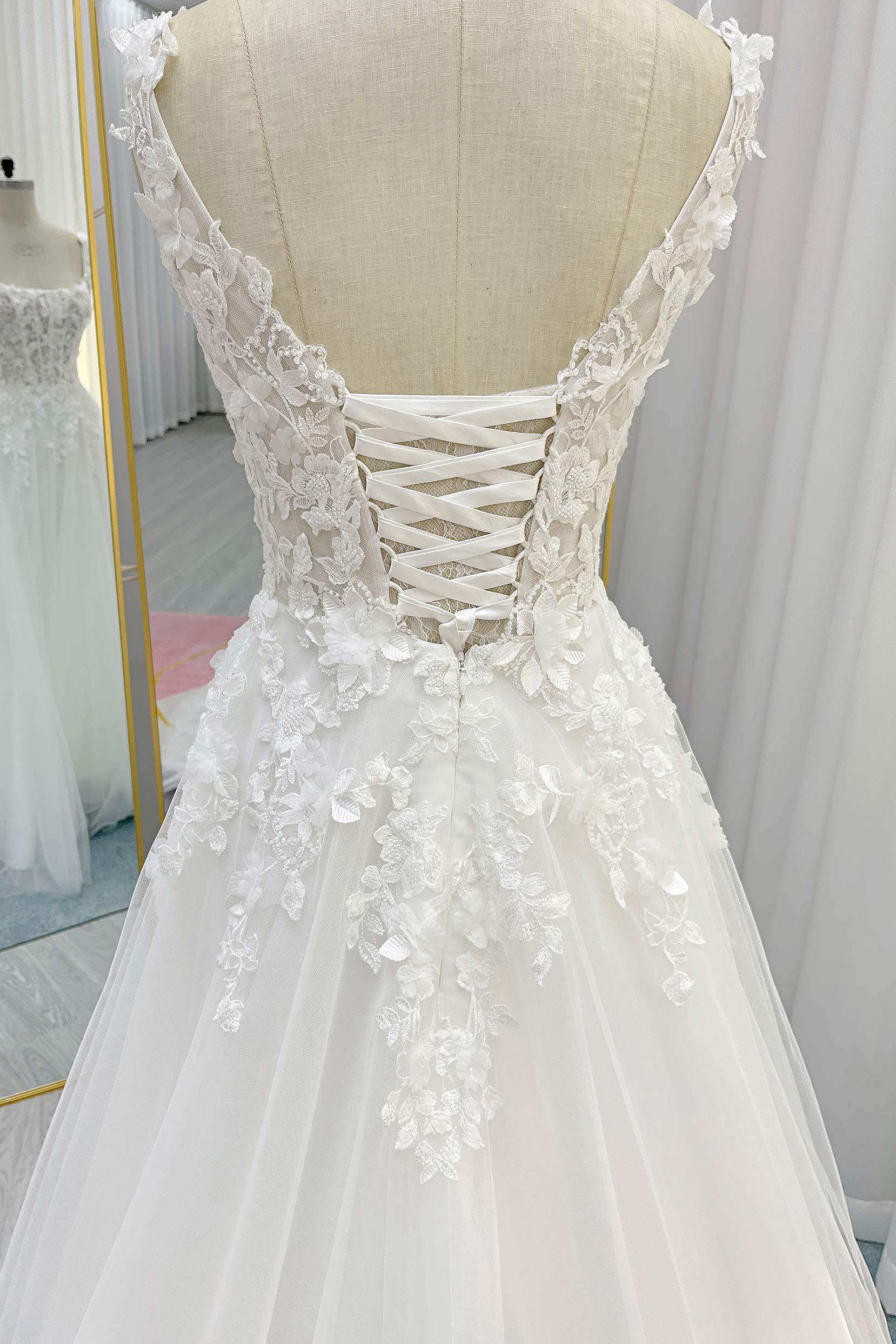 A-Line Court Train Lace Tulle Wedding Dress CW3227 - COCOMELODY