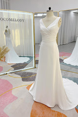 A-Line Court Train Crepe Wedding Dress CW3231 - COCOMELODY