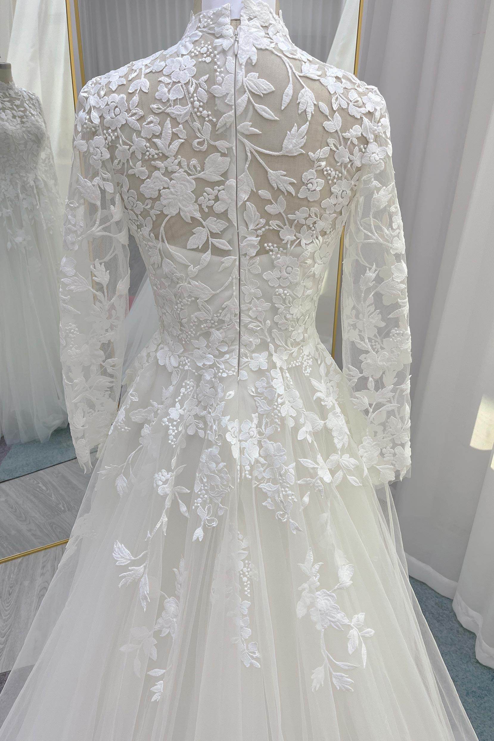A-Line Court Train Lace Tulle Wedding Dress CW3234 - COCOMELODY