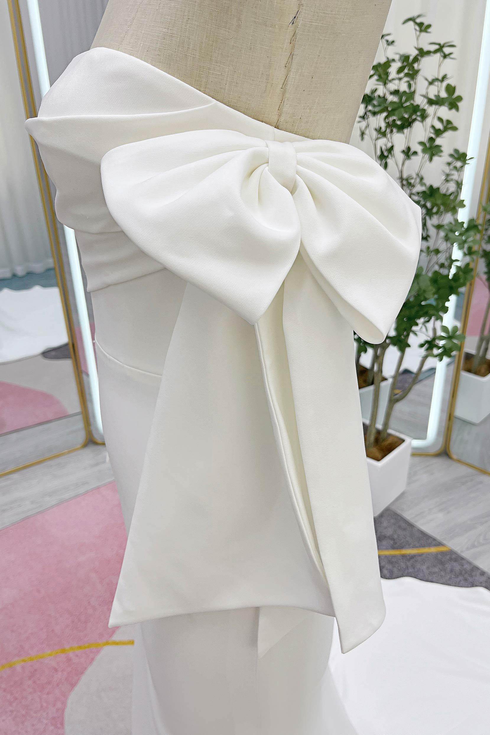 Trumpet-Mermaid Chapel Train Elastic Cloth Wedding Dress CW3246 - COCOMELODY