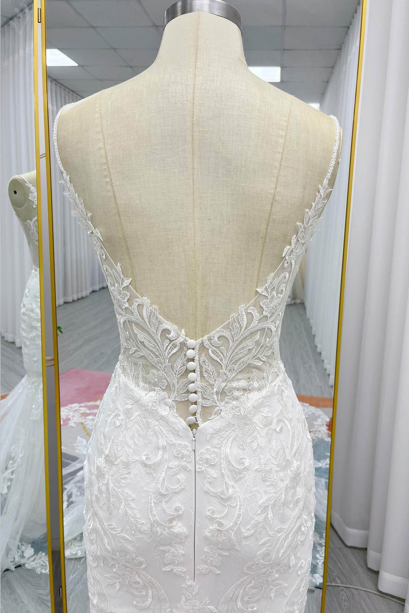 Trumpet-Mermaid Cathedral Train Lace Tulle Wedding Dress CW3256 - COCOMELODY