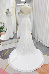 Trumpet-Mermaid Court Train Chiffon Wedding Dress CW3267 - COCOMELODY