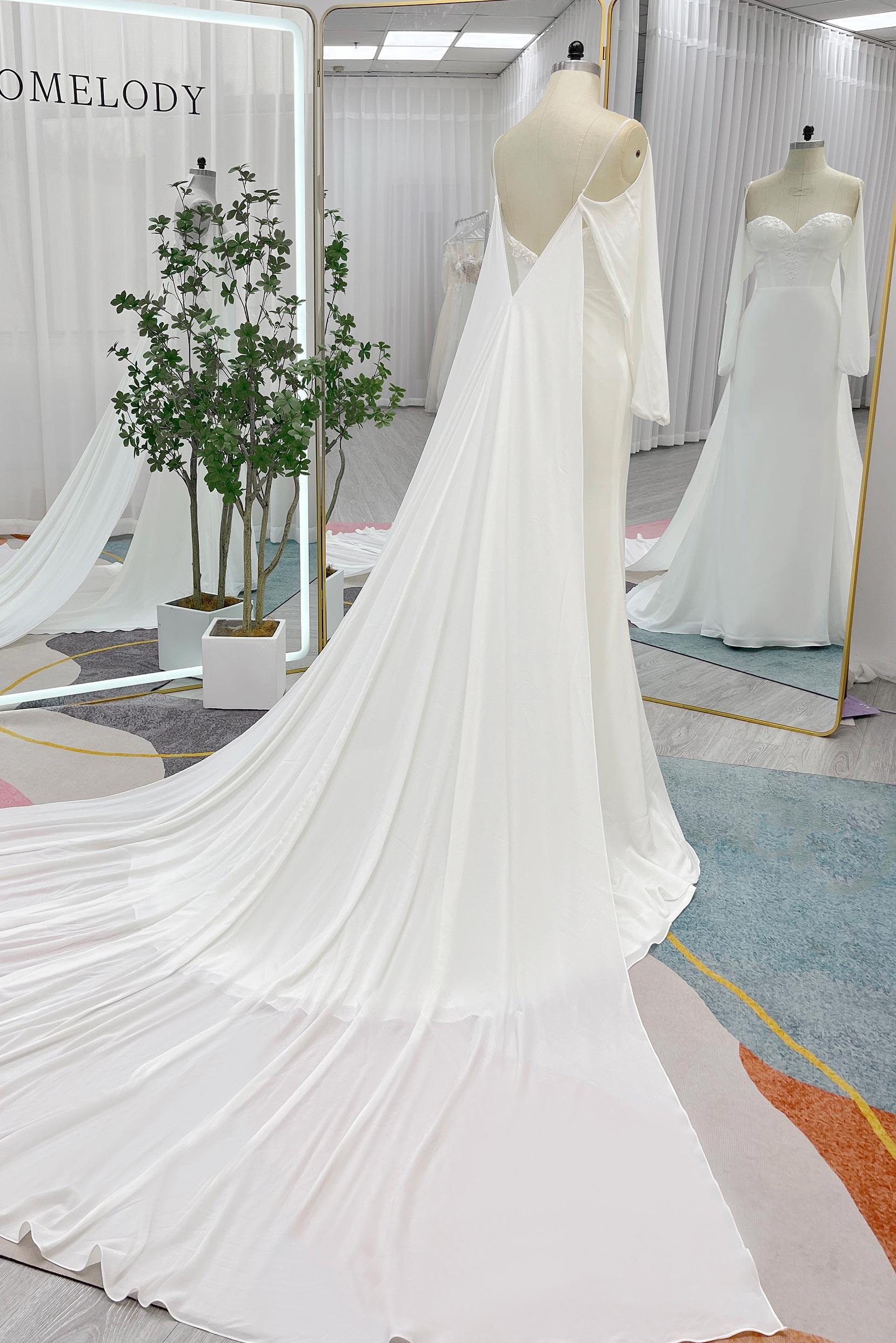 Trumpet-Mermaid Court Train Chiffon Wedding Dress CW3267 - COCOMELODY